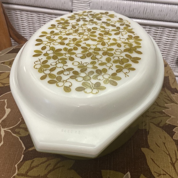 VTG Pyrex Verde Olive Green pattern 2.5 QT w/lid EUC MCM 1967 - Picture 9 of 11